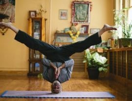 Самые известные американские гуру йоги наших дней