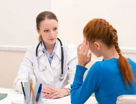 Почему узкие джинсы опасны для хрупкого женского здоровья